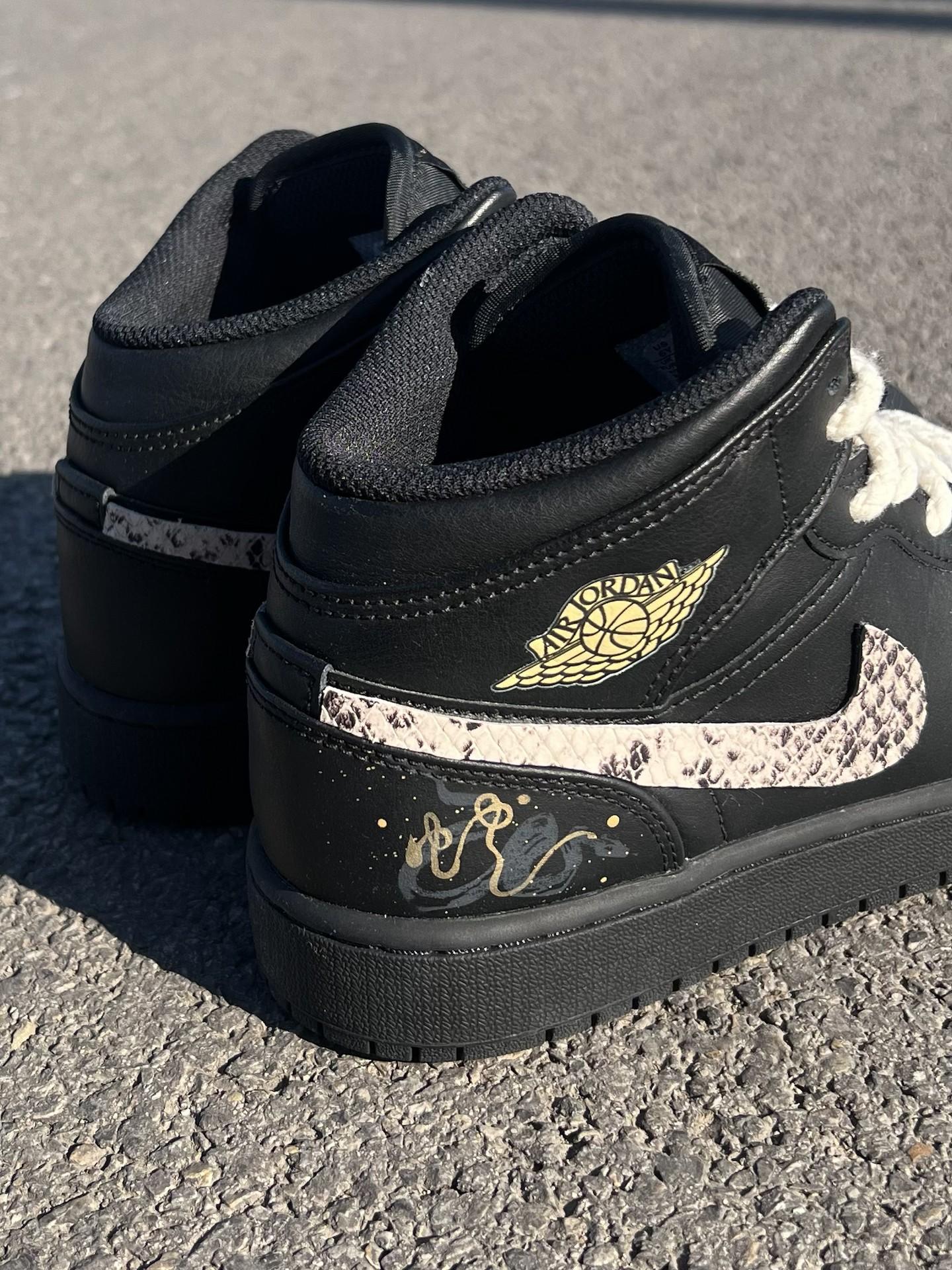 早春鲨疯了这双AJ1~第一双蛇纹黑武士果然没让我失望